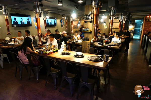 韓老大 韓式烤肉 海鮮九層塔 한으뜸：【食記】台北東區 韓老大한으뜸 海鮮九層塔 韓式料理 春川炒雞人參雞烤肉烤雞 打卡送韓國哈密瓜雪糕