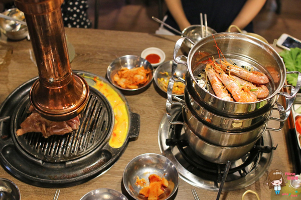 韓老大 韓式烤肉 海鮮九層塔 한으뜸：【食記】台北東區 韓老大한으뜸 海鮮九層塔 韓式料理 春川炒雞人參雞烤肉烤雞 打卡送韓國哈密瓜雪糕