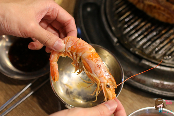 韓老大 韓式烤肉 海鮮九層塔 한으뜸：【食記】台北東區 韓老大한으뜸 海鮮九層塔 韓式料理 春川炒雞人參雞烤肉烤雞 打卡送韓國哈密瓜雪糕