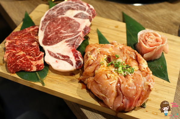 韓老大 韓式烤肉 海鮮九層塔 한으뜸：【食記】台北東區 韓老大한으뜸 海鮮九層塔 韓式料理 春川炒雞人參雞烤肉烤雞 打卡送韓國哈密瓜雪糕