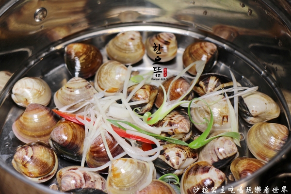 韓老大 韓式烤肉 海鮮九層塔 한으뜸：東區韓式料理『韓老大 韓式烤肉 海鮮九層塔 한으뜸』捷運忠孝復興站