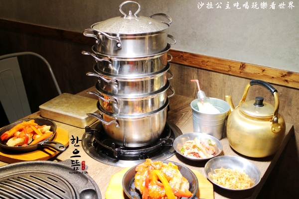 韓老大 韓式烤肉 海鮮九層塔 한으뜸：東區韓式料理『韓老大 韓式烤肉 海鮮九層塔 한으뜸』捷運忠孝復興站