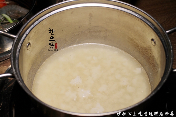 韓老大 韓式烤肉 海鮮九層塔 한으뜸：東區韓式料理『韓老大 韓式烤肉 海鮮九層塔 한으뜸』捷運忠孝復興站