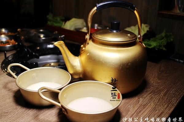 韓老大 韓式烤肉 海鮮九層塔 한으뜸：東區韓式料理『韓老大 韓式烤肉 海鮮九層塔 한으뜸』捷運忠孝復興站