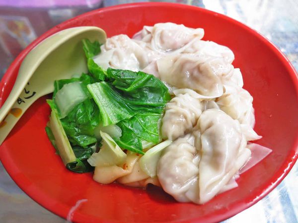 【三重美食】陳家二姐抄手-辣勁十足的抄手麵
