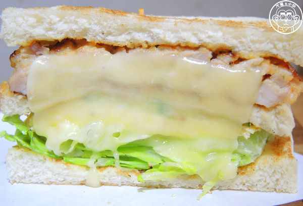 明治時期碳烤土司:呷飽祙【台北松山・明治時期碳烤吐司】超夯的碳烤吐司又一家