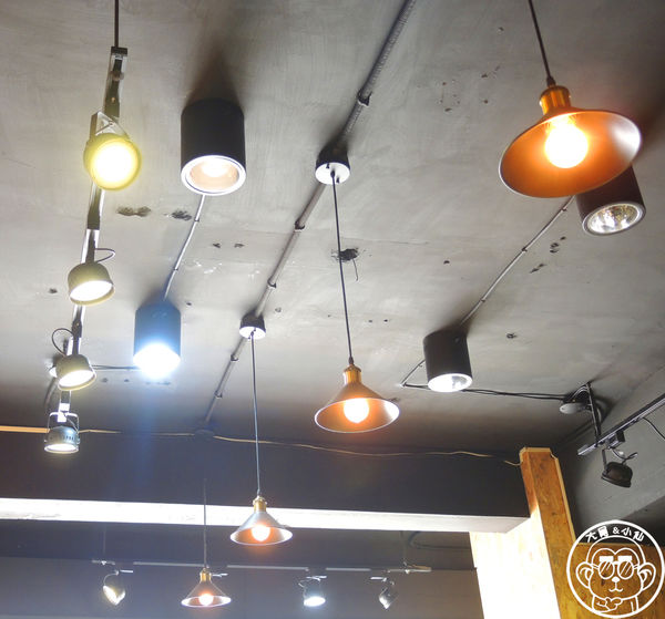 明治時期碳烤土司:呷飽祙【台北松山・明治時期碳烤吐司】超夯的碳烤吐司又一家