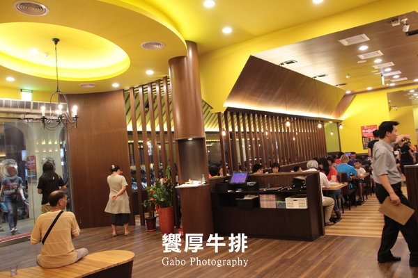 饗厚牛排(楠梓店):【高雄||楠梓】饗厚牛排(高雄楠梓店)──岩燒牛排,要熟不熟,由你決定!