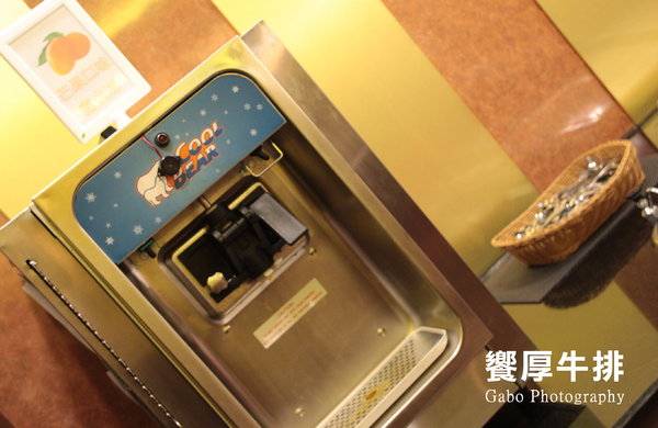 饗厚牛排(楠梓店):【高雄||楠梓】饗厚牛排(高雄楠梓店)──岩燒牛排,要熟不熟,由你決定!