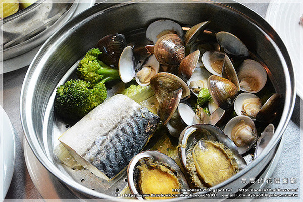 覓奇頂級料理 Michelin:【高雄】苓雅區。覓奇頂級料理 Michelin House 雙人海鮮蒸鍋《頂級和牛海鮮套餐》