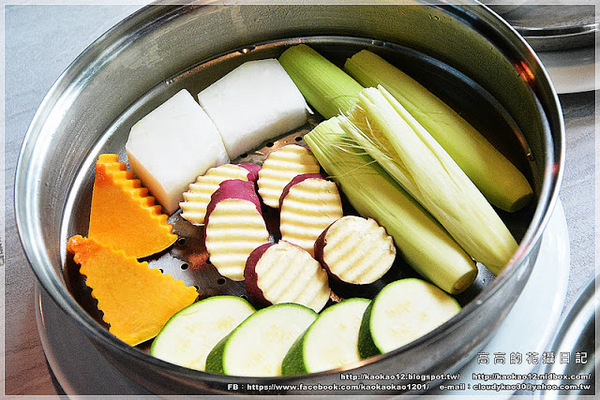 覓奇頂級料理 Michelin:【高雄】苓雅區。覓奇頂級料理 Michelin House 雙人海鮮蒸鍋《頂級和牛海鮮套餐》