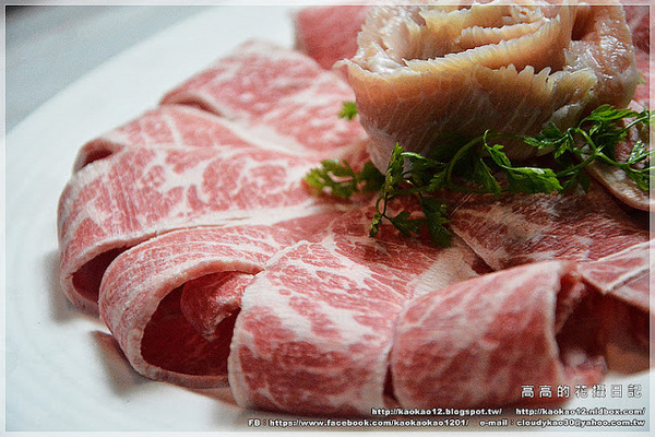 覓奇頂級料理 Michelin:【高雄】苓雅區。覓奇頂級料理 Michelin House 雙人海鮮蒸鍋《頂級和牛海鮮套餐》