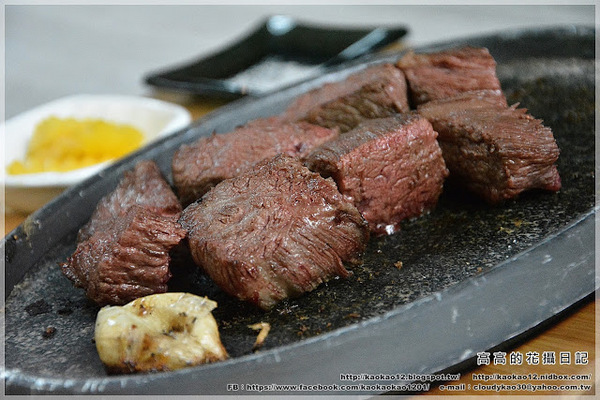 覓奇MichelinHouse：【高雄】苓雅區。覓奇頂級料理 Michelin House 岩燒極黑金牌和牛