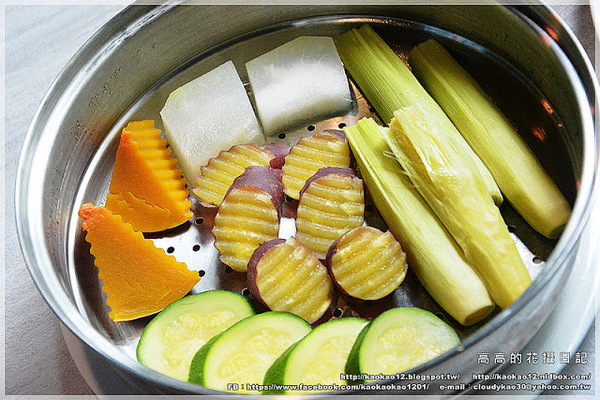 覓奇頂級料理 Michelin:【高雄】苓雅區。覓奇頂級料理 Michelin House 雙人海鮮蒸鍋《頂級和牛海鮮套餐》