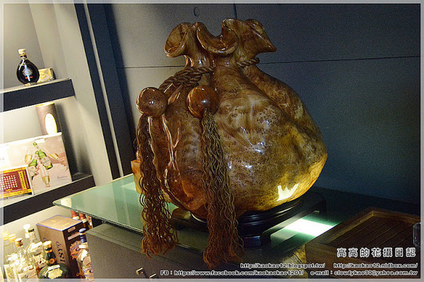 覓奇MichelinHouse：【高雄】苓雅區。覓奇頂級料理 Michelin House 岩燒極黑金牌和牛