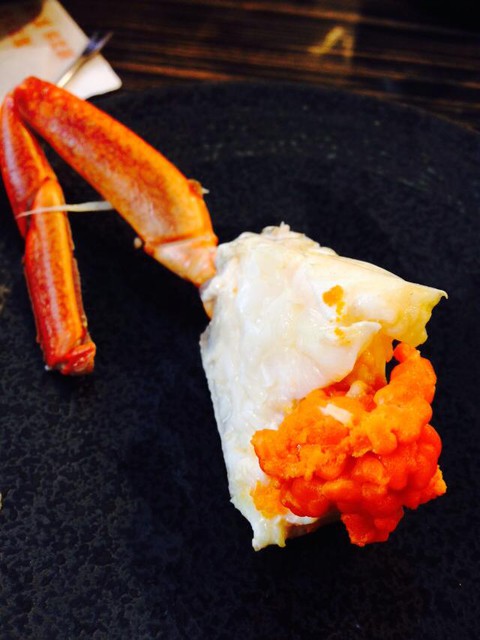 十二籃粥火鍋:<台北|松山>秋天就是要吃螃蟹啊!!!! 超鮮美干貝跟鮑魚~ 十二籃粥火鍋