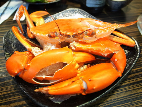 十二籃粥火鍋:<台北|松山>秋天就是要吃螃蟹啊!!!! 超鮮美干貝跟鮑魚~ 十二籃粥火鍋