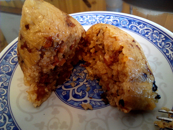 台南蔡家古早味肉粽：【臺南Ω永康區】台南蔡家古早味肉粽。來自廟口文化，代代相承的古早味