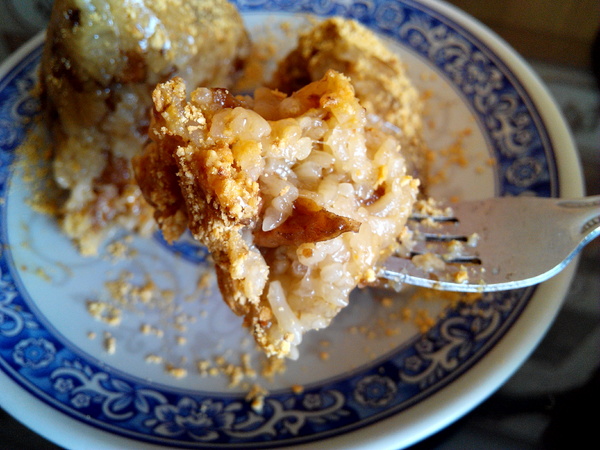 台南蔡家古早味肉粽：【臺南Ω永康區】台南蔡家古早味肉粽。來自廟口文化，代代相承的古早味