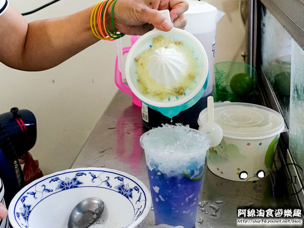 【桃園冰店】媽的剉冰-超夢幻漸層色彩蝶豆花飲料,冰的啦!.超夯消暑飲品/巷弄隱藏美食/桃園美食小吃