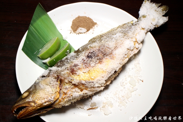 鱻海鮮燒物：蘆洲『鱻海鮮燒物』像戰斧豬排一樣大的魚下巴/燒烤/消夜/捷運徐匯中學站