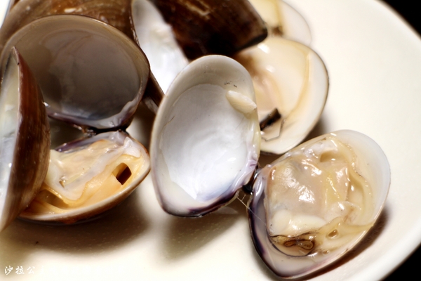 鱻海鮮燒物：蘆洲『鱻海鮮燒物』像戰斧豬排一樣大的魚下巴/燒烤/消夜/捷運徐匯中學站