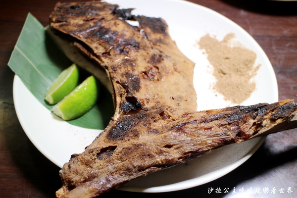 鱻海鮮燒物：蘆洲『鱻海鮮燒物』像戰斧豬排一樣大的魚下巴/燒烤/消夜/捷運徐匯中學站