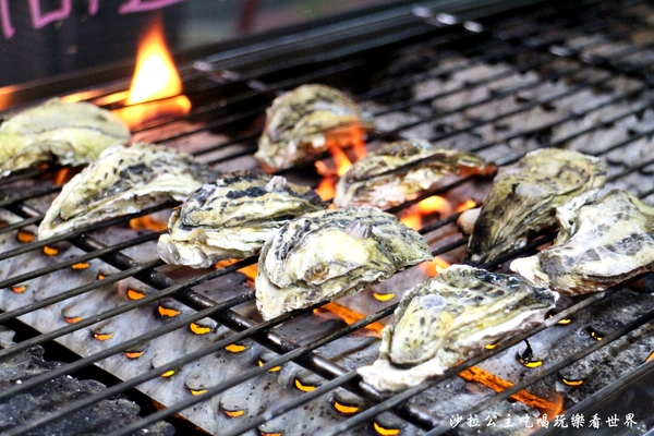 鱻海鮮燒物：蘆洲『鱻海鮮燒物』像戰斧豬排一樣大的魚下巴/燒烤/消夜/捷運徐匯中學站