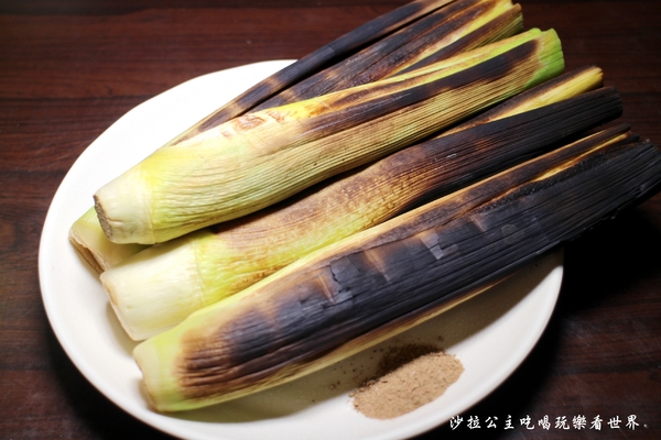 鱻海鮮燒物：蘆洲『鱻海鮮燒物』像戰斧豬排一樣大的魚下巴/燒烤/消夜/捷運徐匯中學站