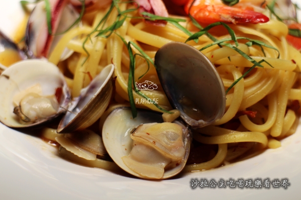 Playhouse 家傢酒(大直店)：大直約會餐廳『Playhouse家傢酒(大直店)』美麗新廣場