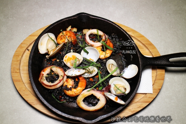 Playhouse 家傢酒(大直店)：大直約會餐廳『Playhouse家傢酒(大直店)』美麗新廣場