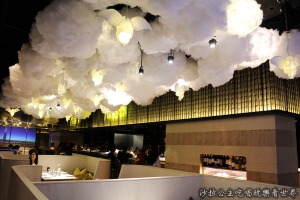 Playhouse 家傢酒(大直店)：大直約會餐廳『Playhouse家傢酒(大直店)』美麗新廣場