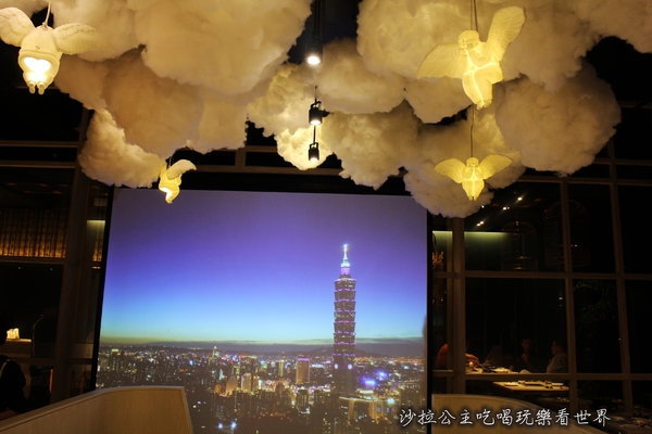 Playhouse 家傢酒(大直店)：大直約會餐廳『Playhouse家傢酒(大直店)』美麗新廣場