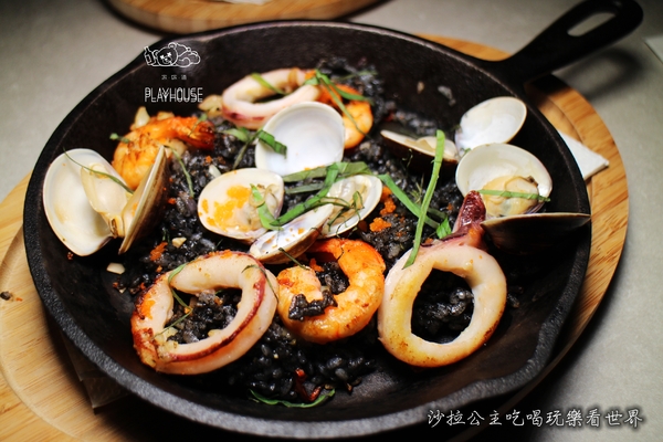 Playhouse 家傢酒(大直店)：大直約會餐廳『Playhouse家傢酒(大直店)』美麗新廣場