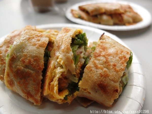 太陽公公早餐店:【美食特搜。屏東市】太陽公公早餐店。必吃獨家手工餅皮蛋餅 焗烤厚片超唰嘴 人氣早餐店強力推薦