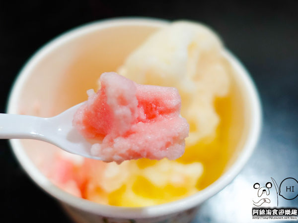 【桃園冰店】無毒的冰兒-夏天就要吃清爽可口又無負擔的水果冰淇淋．雪酪/手工冰淇淋/巷弄隱藏美食/桃園龜山美食小吃