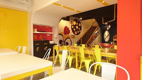 15240232_10154095799821762_1667031544_n