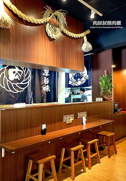 肉叔叔燒肉飯:【北醫美食推薦】一燒入魂, 濃厚旨味/平價燒肉便當專門店 ✿✿ 肉叔叔燒肉飯 ✿✿ (完整菜單)