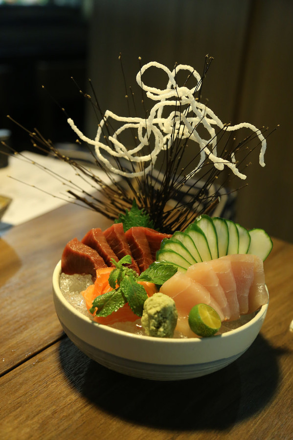 炭鷺日式料理居酒屋:(忠孝復興站)炭鷺日式創意料理居酒屋/巷弄內隱藏的創意居酒屋/近微風廣場/餐點好吃服務佳