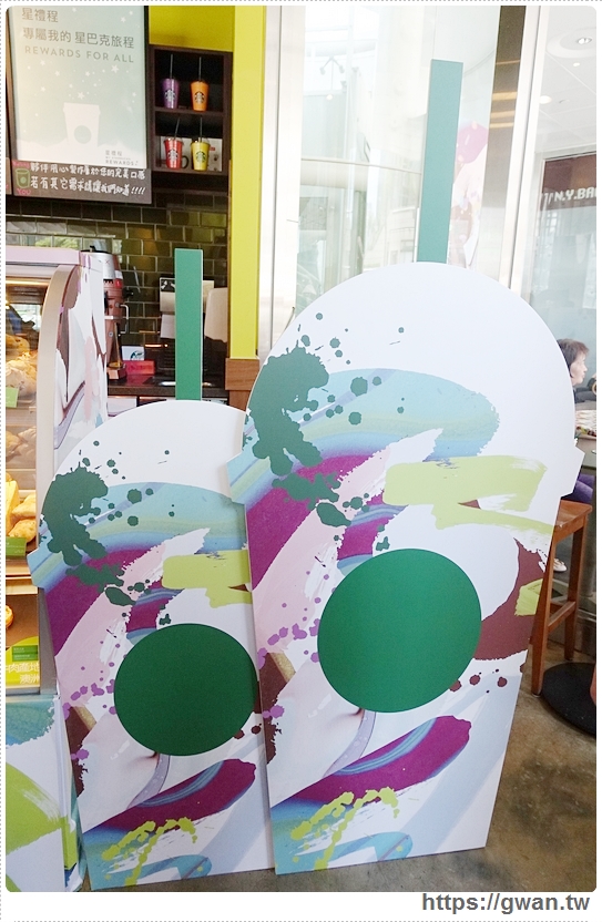 星巴克,starbucks,星冰樂彩色屋,星巴克門市,捷運美食,統一時代百貨,Frappuccino POP-IN Store,巧克力抹茶可可碎片,義式濃縮奶霜脆餅,巧克力伯爵紅茶吉利,期間限定,安普蕾修-21-300-1