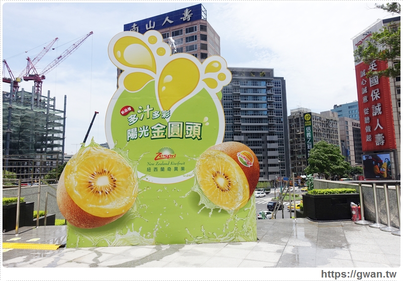 星巴克,starbucks,星冰樂彩色屋,星巴克門市,捷運美食,統一時代百貨,Frappuccino POP-IN Store,巧克力抹茶可可碎片,義式濃縮奶霜脆餅,巧克力伯爵紅茶吉利,期間限定,安普蕾修-3-230-1