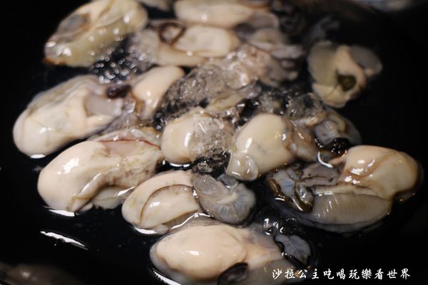 可利亞唐园生涮涮鍋(南京旗艦店):松山區石頭火鍋吃到飽『可利亞石頭火鍋』捷運南京三民站