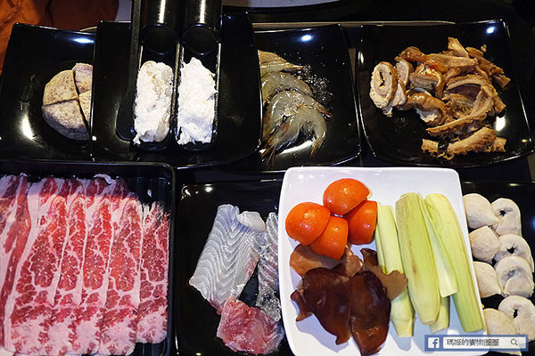 可利亞石頭火鍋:◆台北松山。捷運南京三民【可利亞石頭火鍋Koriya】酷聖石&哈根達斯冰淇淋吃到飽。松山區石頭火鍋。老字號重新開幕