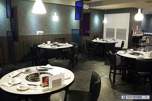 可利亞石頭火鍋:◆台北松山。捷運南京三民【可利亞石頭火鍋Koriya】酷聖石&哈根達斯冰淇淋吃到飽。松山區石頭火鍋。老字號重新開幕