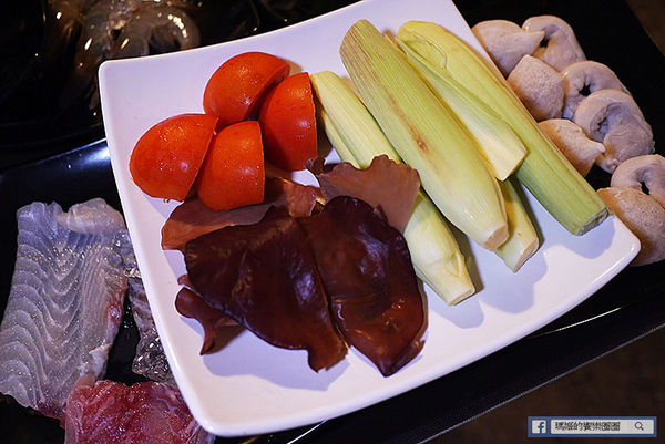 可利亞石頭火鍋:◆台北松山。捷運南京三民【可利亞石頭火鍋Koriya】酷聖石&哈根達斯冰淇淋吃到飽。松山區石頭火鍋。老字號重新開幕