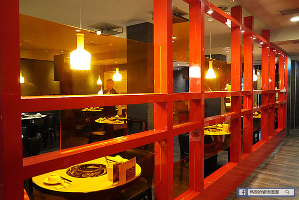 可利亞石頭火鍋:◆台北松山。捷運南京三民【可利亞石頭火鍋Koriya】酷聖石&哈根達斯冰淇淋吃到飽。松山區石頭火鍋。老字號重新開幕