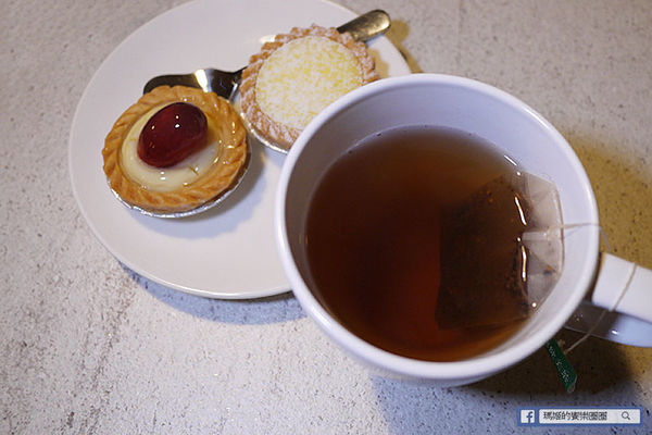 可利亞石頭火鍋:◆台北松山。捷運南京三民【可利亞石頭火鍋Koriya】酷聖石&哈根達斯冰淇淋吃到飽。松山區石頭火鍋。老字號重新開幕