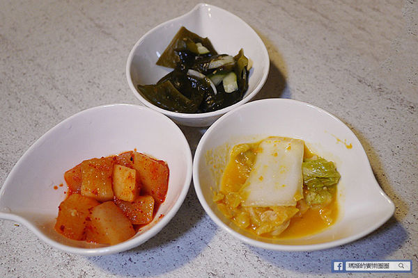 可利亞石頭火鍋:◆台北松山。捷運南京三民【可利亞石頭火鍋Koriya】酷聖石&哈根達斯冰淇淋吃到飽。松山區石頭火鍋。老字號重新開幕