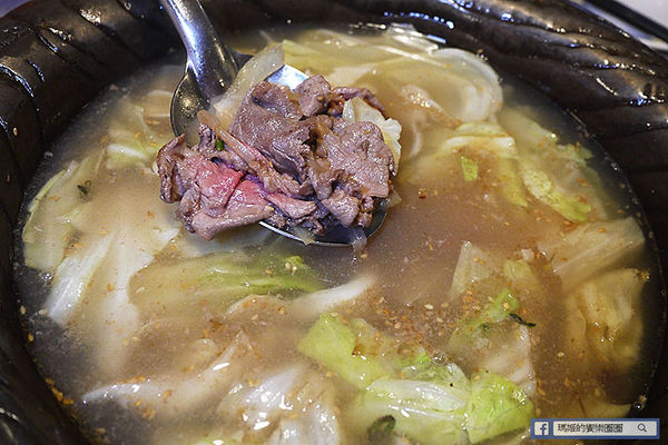 可利亞石頭火鍋:◆台北松山。捷運南京三民【可利亞石頭火鍋Koriya】酷聖石&哈根達斯冰淇淋吃到飽。松山區石頭火鍋。老字號重新開幕