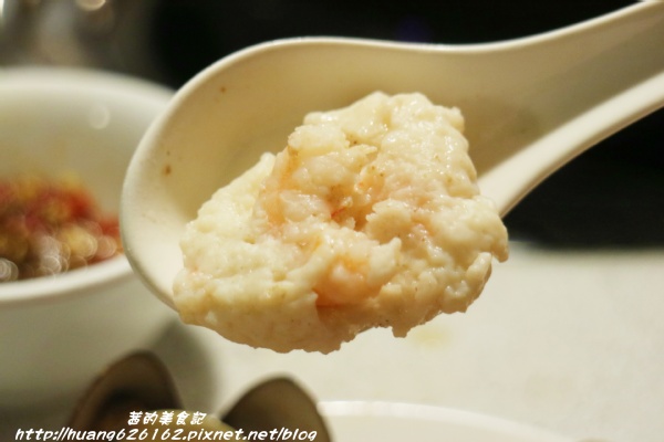 可利亞石頭火鍋:【台北松山區】再訪老字號『可利亞石頭火鍋』口味依然美味 松山區/石頭火鍋 /近捷運南京三民